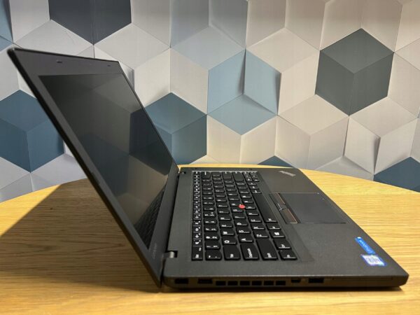 Laptop Lenovo T460 i5 14 8 GB 256GB SSD FULL HD IPS OFFICE WINDOWS 11 - obrazek 3