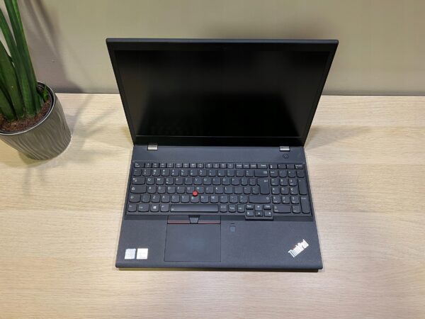 Lenovo Thinkpad T580 i5-7300U 8GB 256GB SSD NVME Full HD IPS Windows 10 - obrazek 3