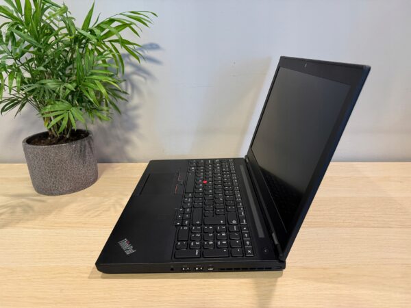Laptop Lenovo ThinkPad P51 15,6 i7-7820HQ 32GB 512SSD NVIDIA Windows 11 - obrazek 4