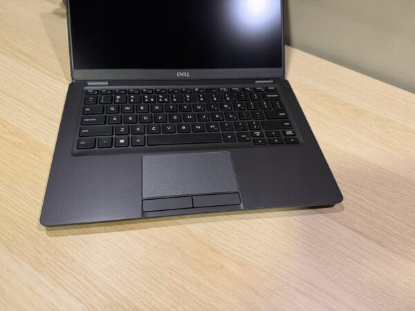 Laptop Dell Latitude 5300 13,3 i5-8365U 8GB 256SSD Windows 11 - obrazek 6