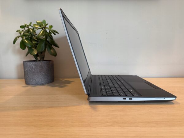 Laptop Dell Precision 7560 15.6 i7-11850H RTX A2000 64GB 2TB SSD Win 11 - obrazek 4