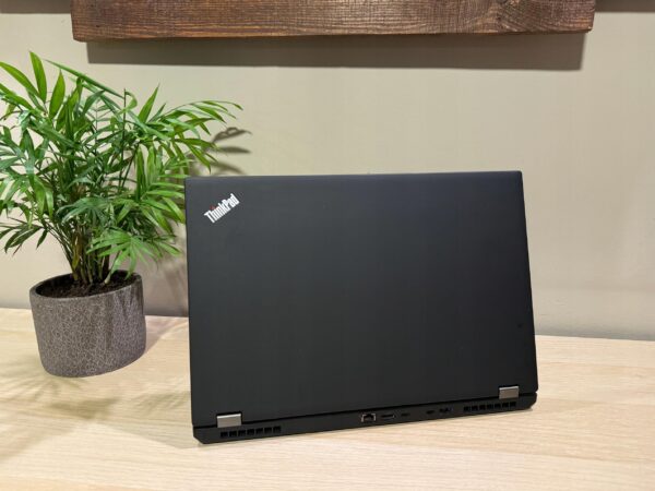 Lenovo ThinkPad P52 i7-8850H 15.6 16GB 512SSD | NVIDIA | 6 RDZENI | WIN 11 - obrazek 5