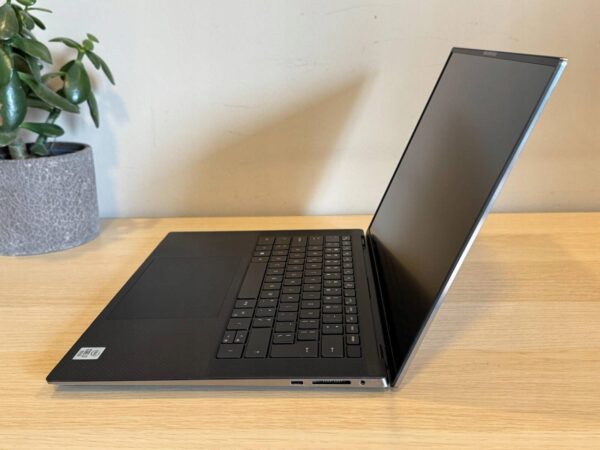 Dell Precision 5550 15,6 i7-10850H 32GB 2TB SSD NVIDIA RTX Windows 11 - obrazek 5