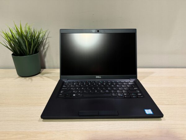 Dell Latitude 7390 13.3 i5 8GB 256GB SSD Full HD Windows 11 - obrazek 3