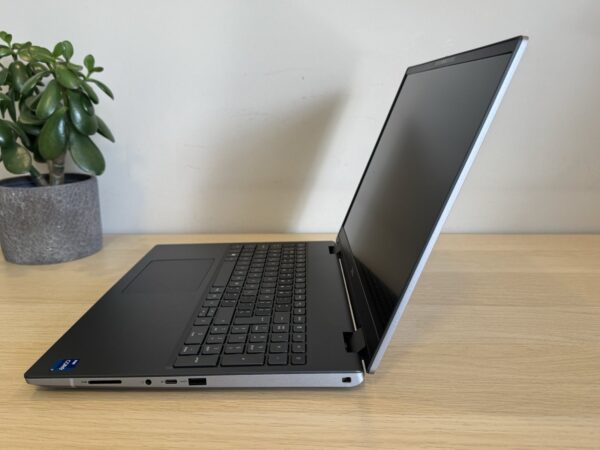 Laptop Dell Precision 7670 i7-12850HX RTX A2000 8GB GDDR6 | 32GB 1TB SSD - obrazek 5