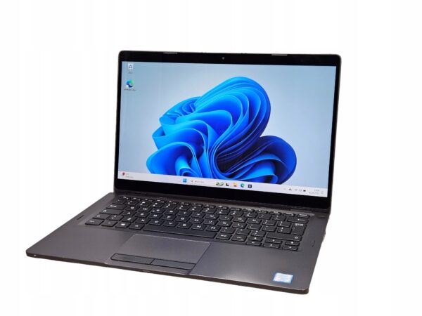 Laptop Dell Latitude 530013,3  Intel Core i516 GB 256 GB SSD W11