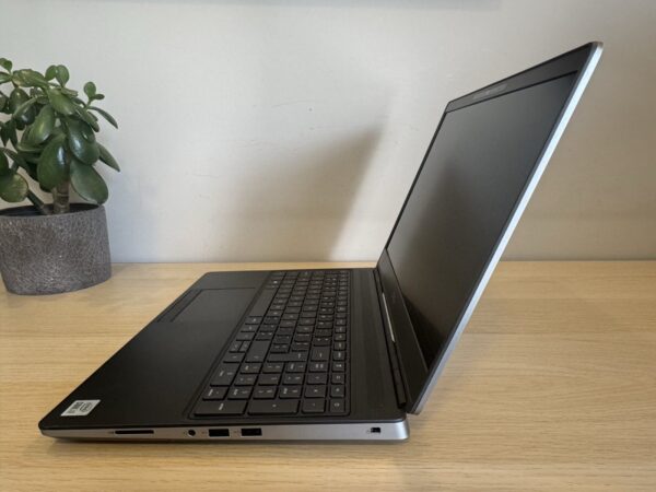 Laptop Dell Precision 7550 15.6 i7-10850H NVIDIA T2000 32GB 1TB SSD Win 11 - obrazek 6