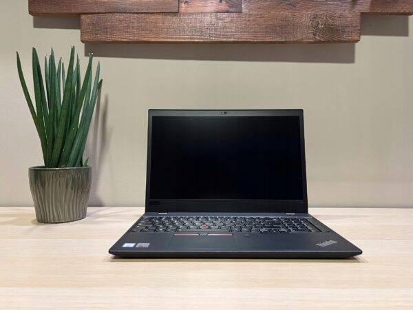 Lenovo Thinkpad T580 i5-7300U 8GB 256GB SSD NVME Full HD IPS Windows 10 - obrazek 2