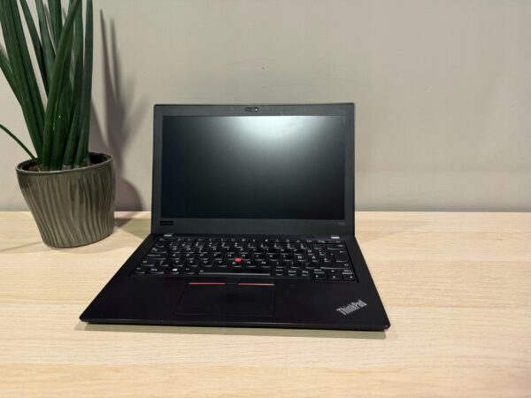 Laptop Lenovo ThinkPad X280 12,5 i5-8250U 4x3.4GHz 8GB 256GB SSD Win 11 - obrazek 4