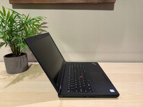 Lenovo ThinkPad P52 i7-8850H 15.6 16GB 512SSD | NVIDIA | 6 RDZENI | WIN 11 - obrazek 3