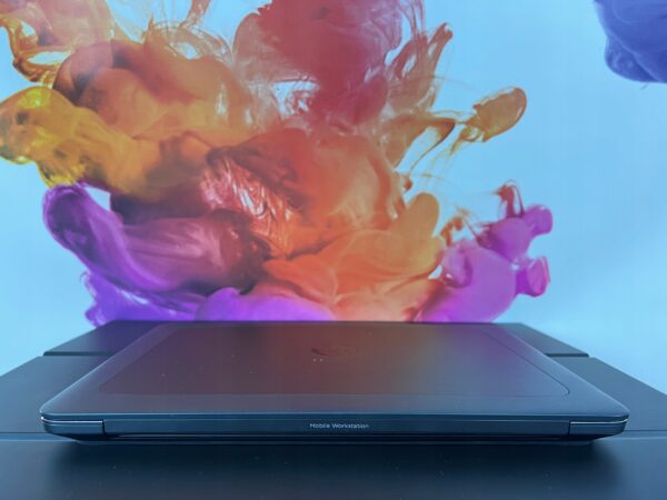 HP ZBOOK 15 G3 15,6 i7-6820HQ 64GB 2TB SSD NVIDIA Windows 11 - TOUCH - obrazek 2