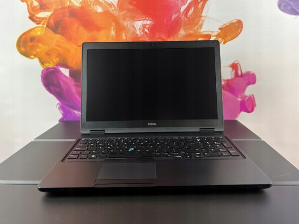 Laptop Dell Latitude 5580 15,6 i5-7200U 32GB 256GB SSD Office Windows 11 - obrazek 2