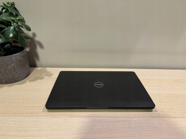 Laptop Dell Latitude 7300 13,3 i5-8365U 8GB 256GB Full HD Windows 11 - obrazek 2
