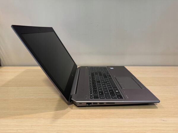Laptop HP ZBook 15 G6 i7-9850H 15,6 64GB 1TB SSD NVIDIA OFFICE Win 11 - obrazek 3