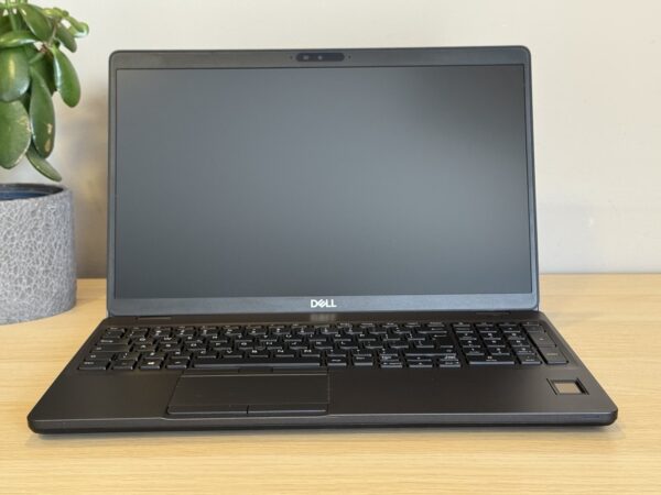 Laptop Dell Latitude 5500 15,6 i5-8365U 16GB 256GB SSD Windows 11 - obrazek 2