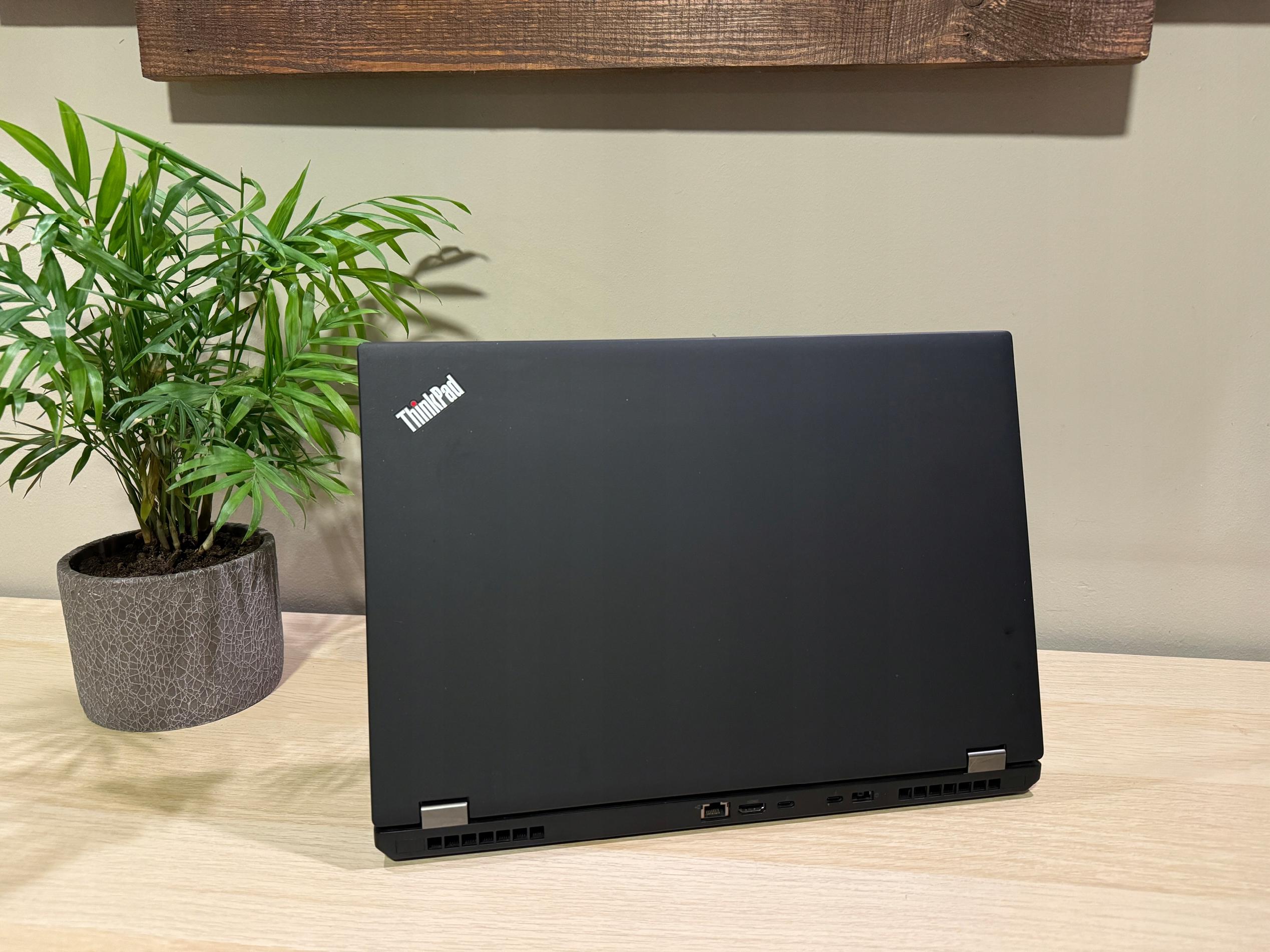 Lenovo ThinkPad P52 i7-8850H 15.6 16GB 512SSD | NVIDIA | 6 RDZENI | WIN 11 - obrazek 5