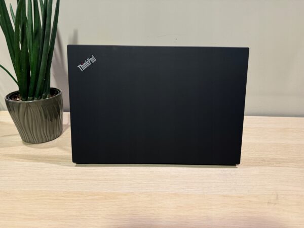 Lenovo ThinkPad P53s 15,6 i7-8665U 4x4.8GHz 16GB 512GB SSD NVIDIA Win 11 - obrazek 5