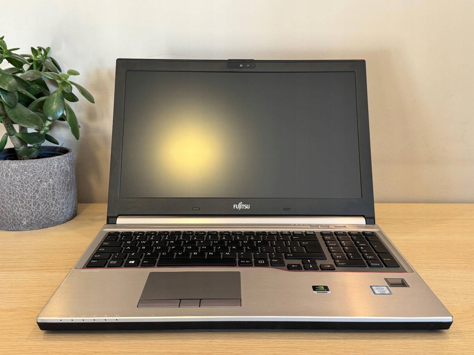 Laptop Fujitsu Celsius H770 15.6 64GB 1TB SSD Office Nvidia Windows 11 - obrazek 2
