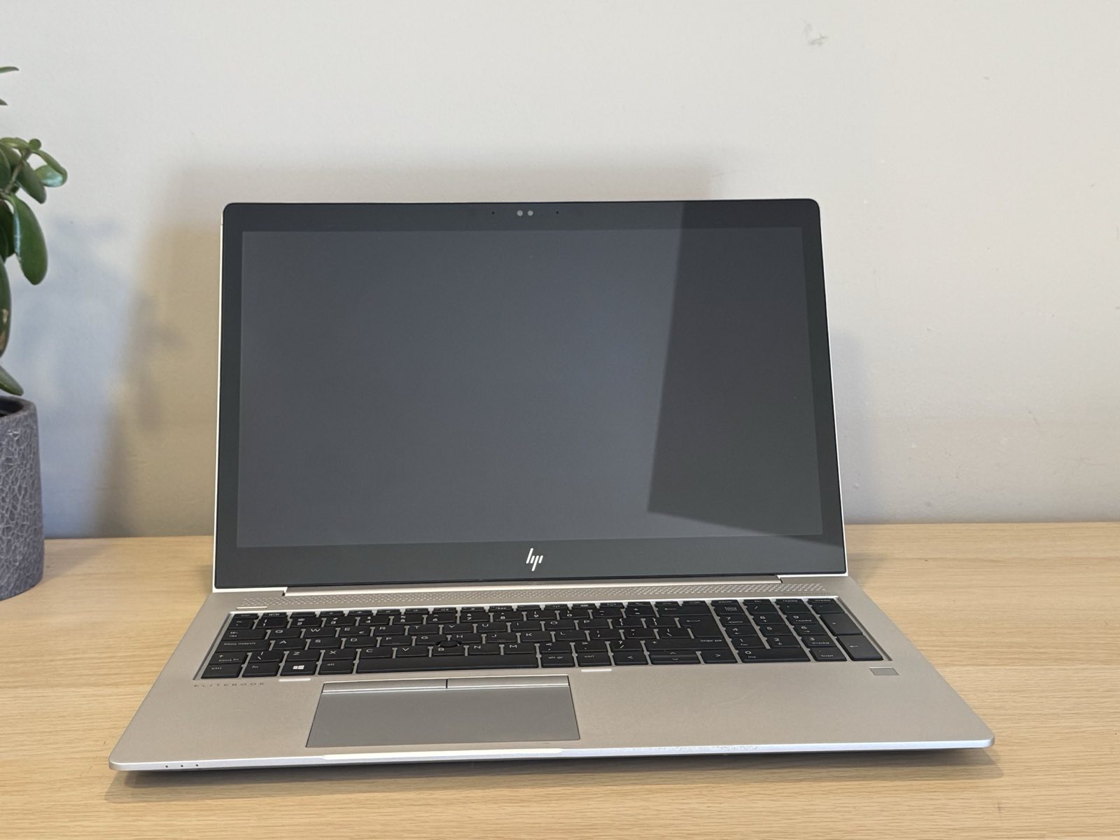 HP EliteBook 850 G5 15,6 i5-8350U 8GB 256GB Full HD Windows 11 - obrazek 2