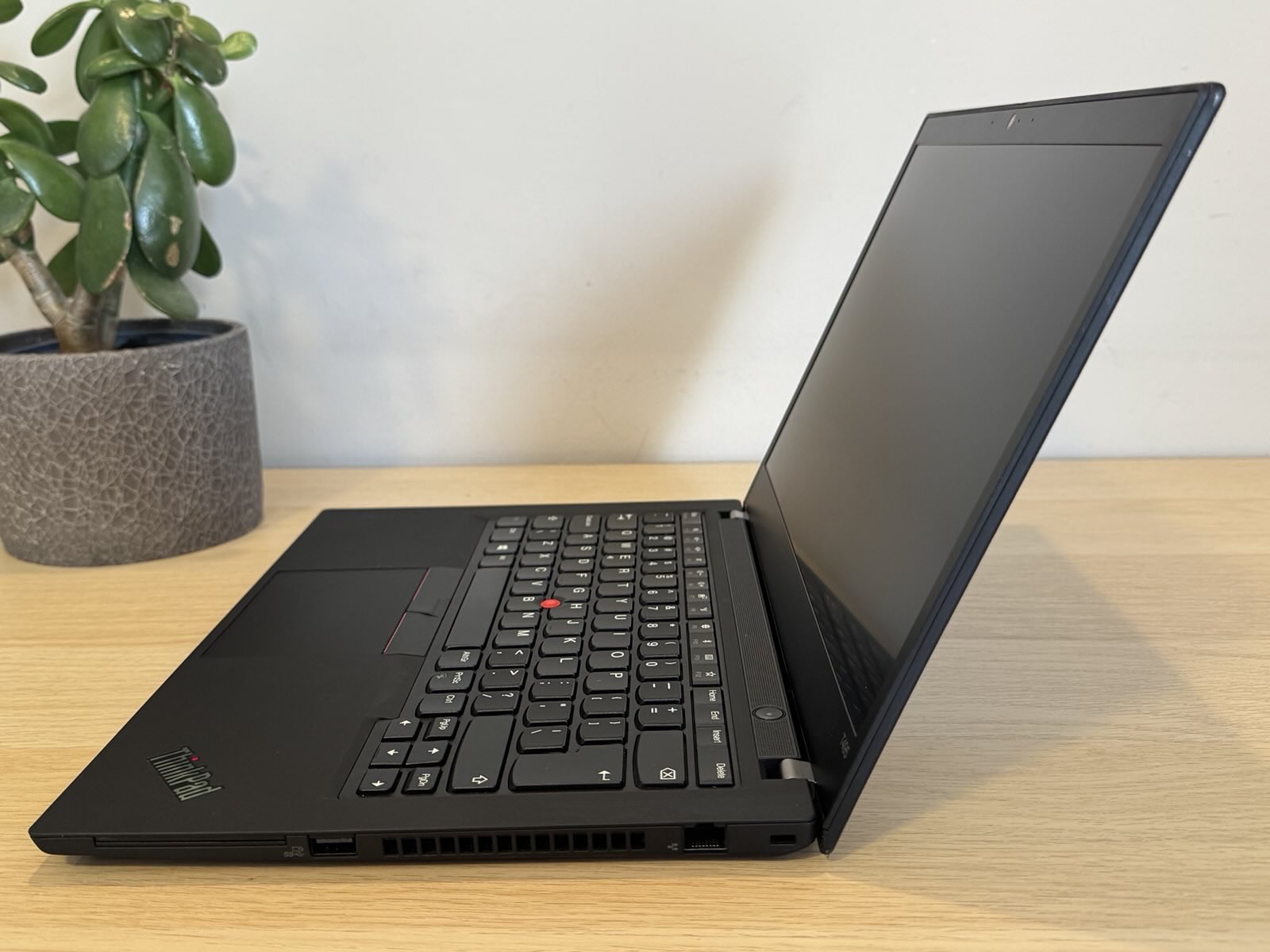 Lenovo ThinkPad T495 14 AMD Ryzen 7 PRO 3700U 8GB 256GB SSD Windows 11 - obrazek 6