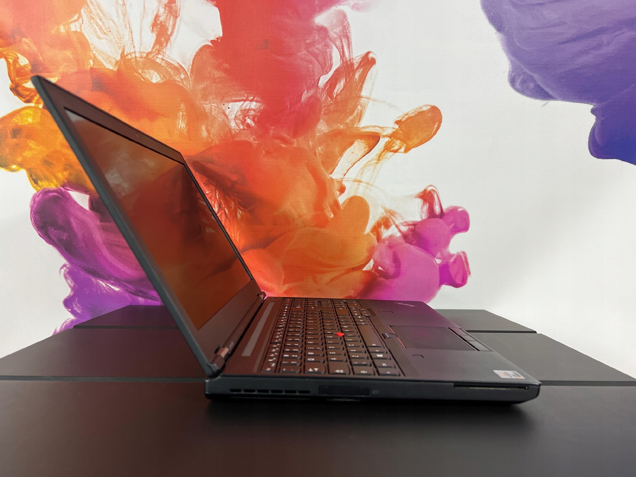 Lenovo ThinkPad P50 i7 15.6 16GB 512GB SSD FullHD Office NVIDIA Windows 11 - obrazek 4