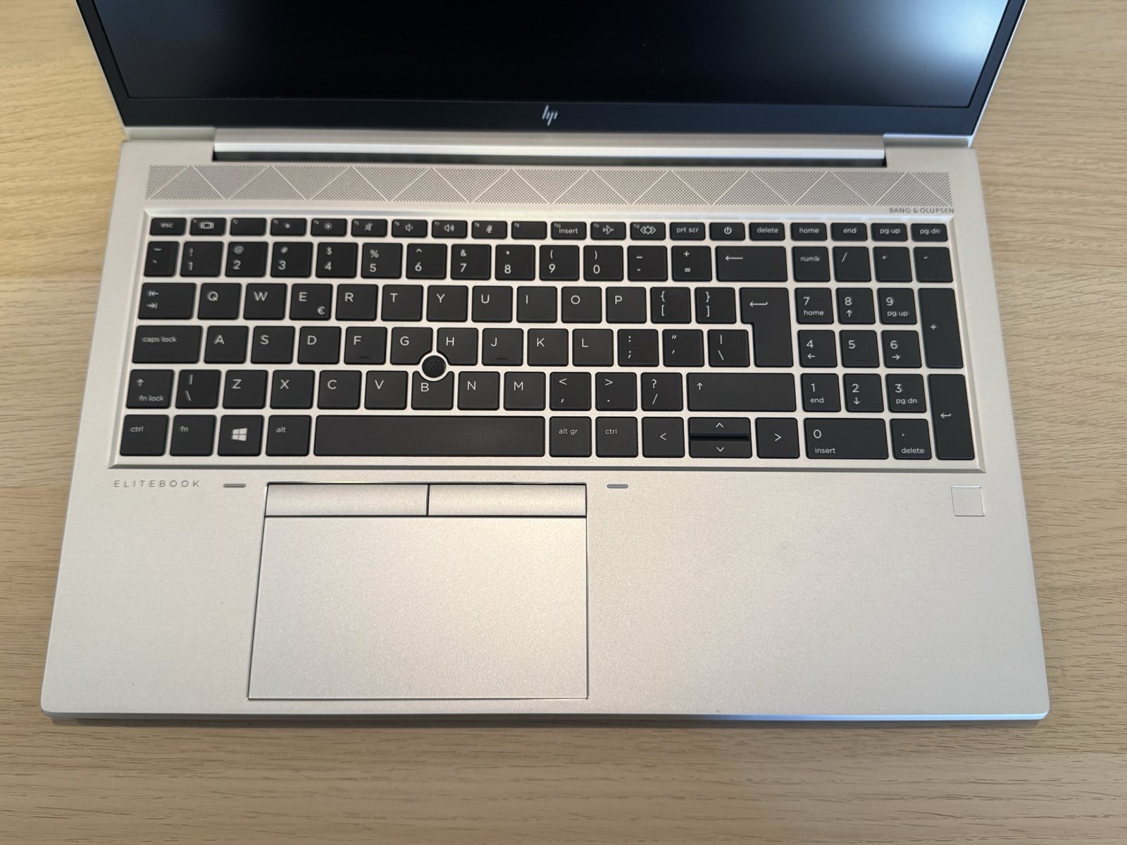 Laptop HP EliteBook 850 G8 15,6 i5-11gen 16GB 256GB Full HD Windows 11 - obrazek 6