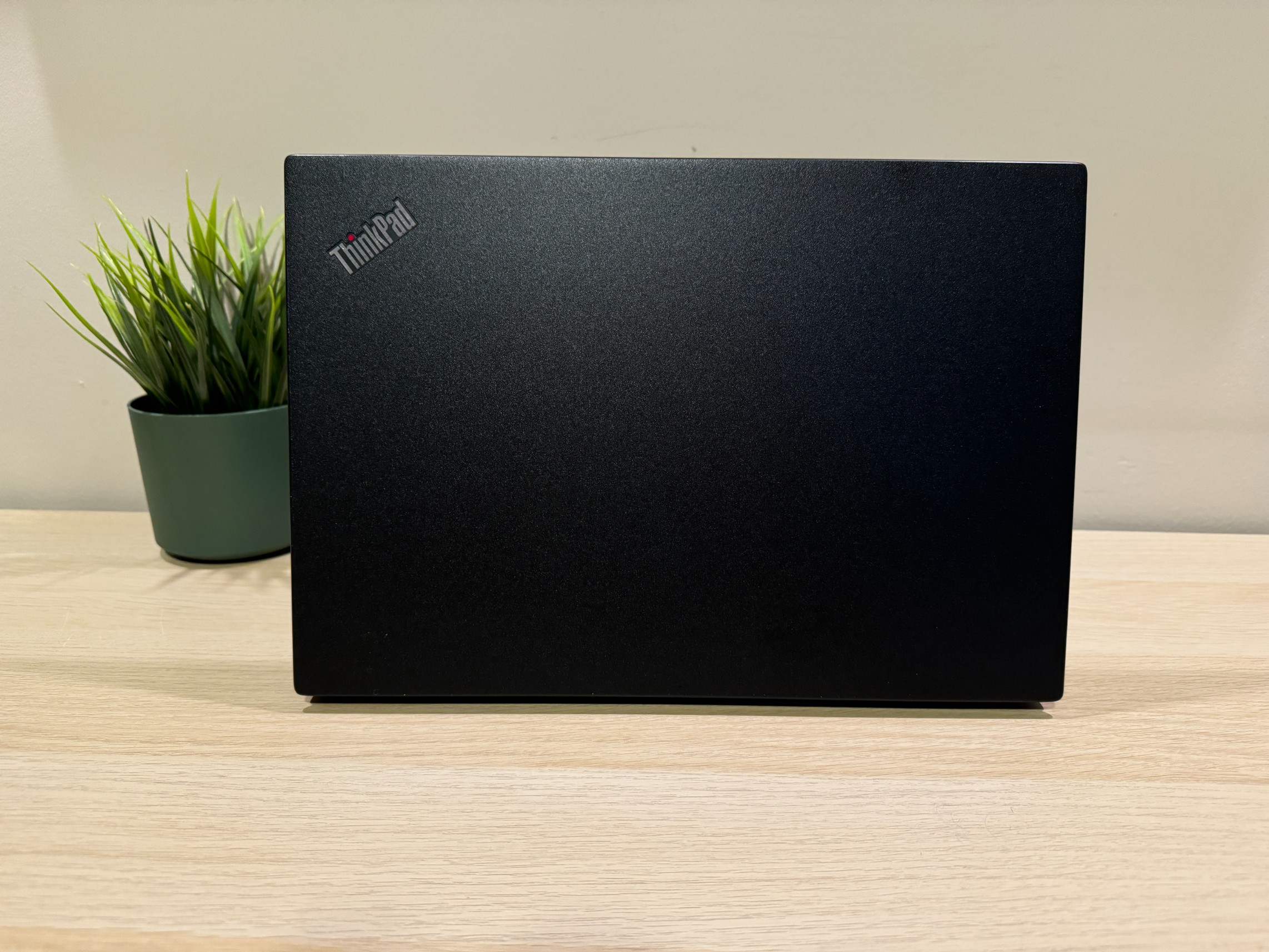 Lenovo ThinkPad T490s i7-8665U 14 8GB 1TB SSD FullHD Windows 11 - obrazek 5