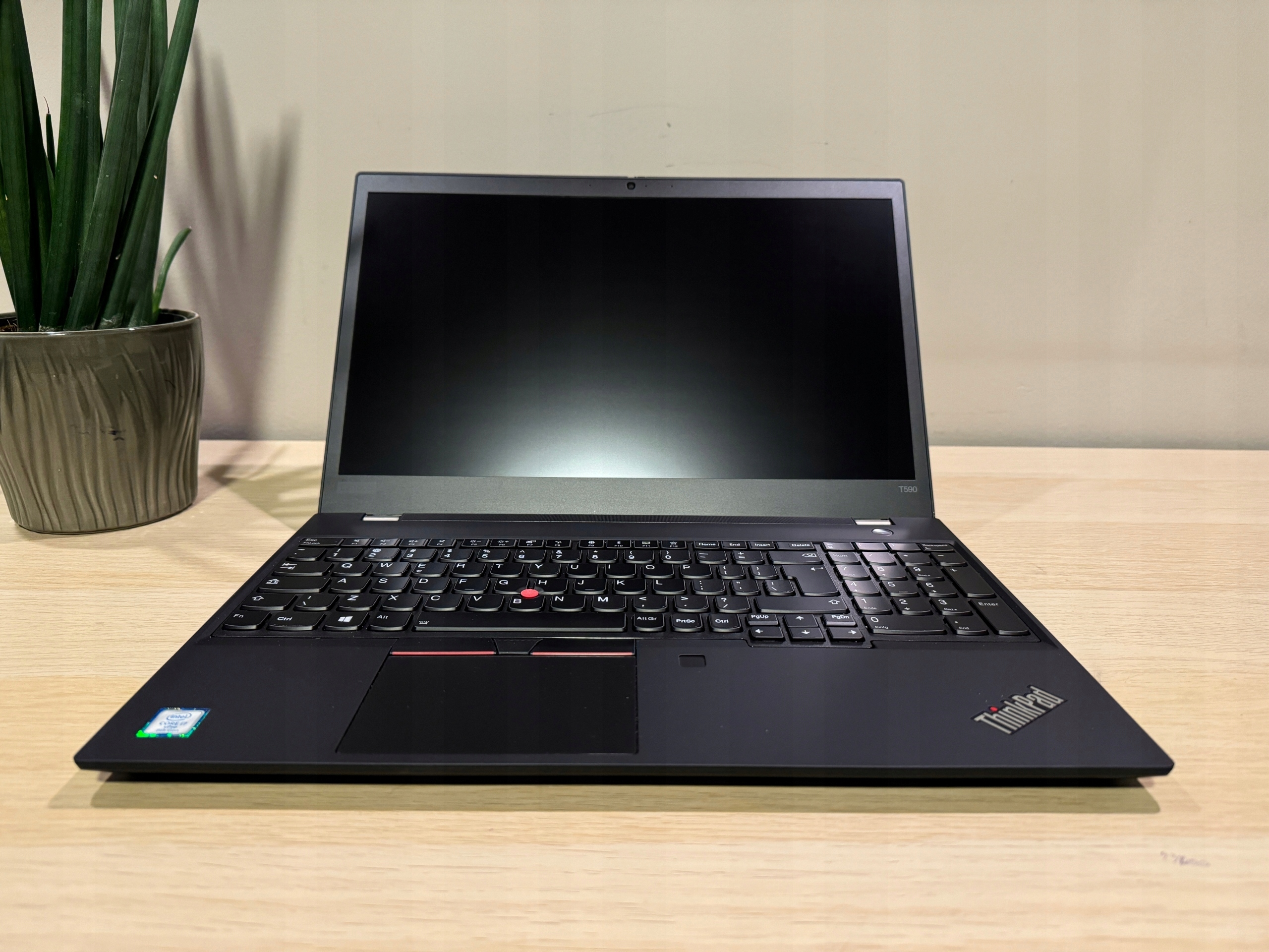 Lenovo ThinkPad T590 15,6 i5-8365U 4x4.1GHz 16GB 256GB SSD Full HD Win 11 - obrazek 2