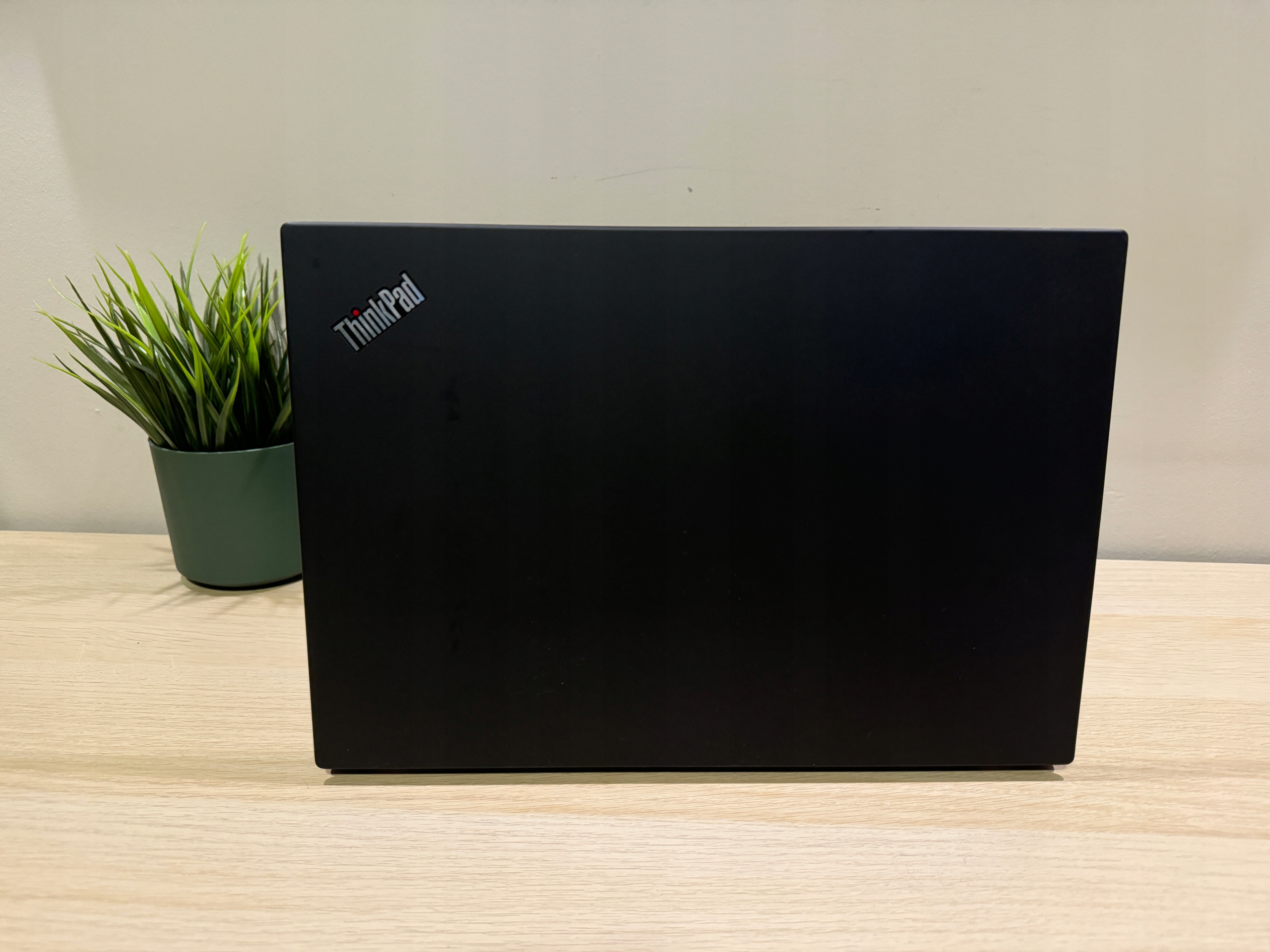Lenovo ThinkPad T490s i5-8365U 14 8GB 1TB SSD FullHD Windows 11 - obrazek 5