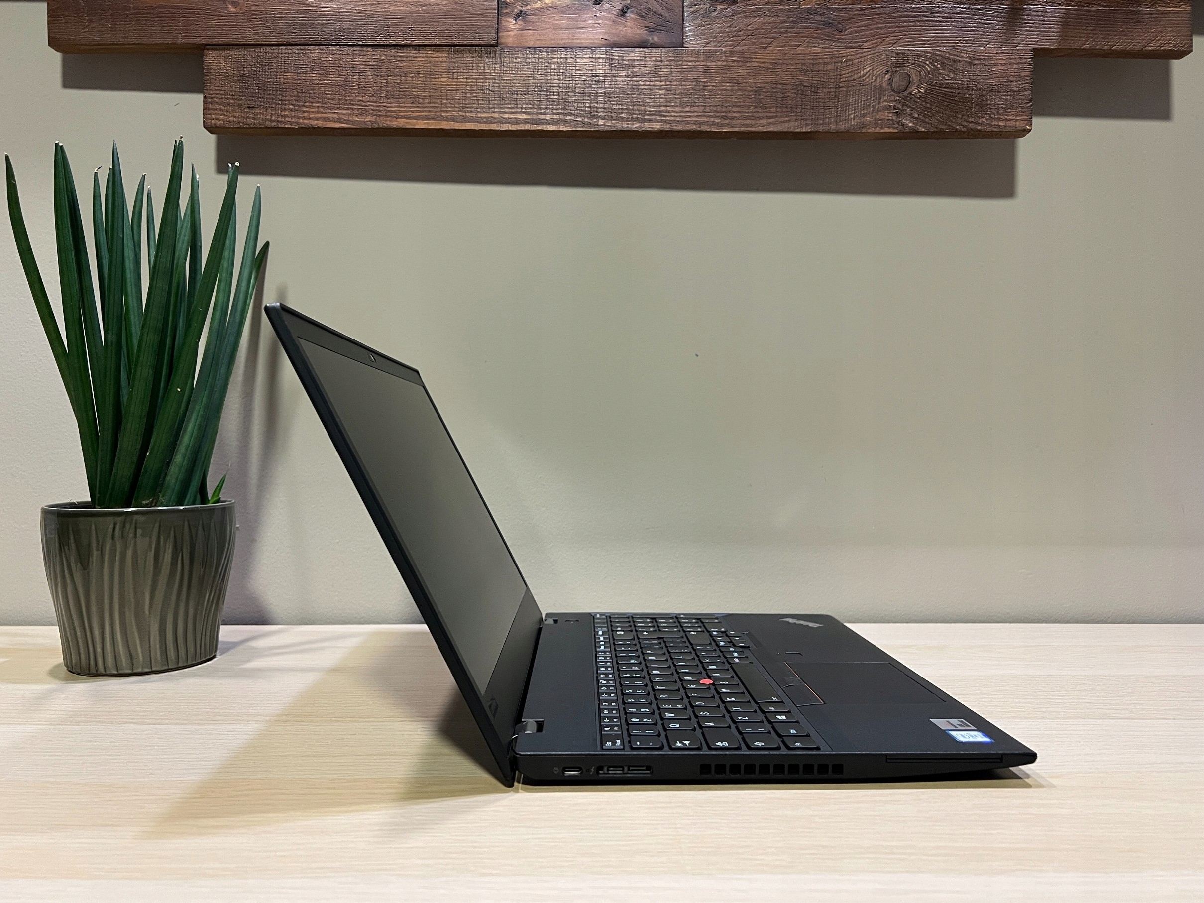Lenovo Thinkpad T580 i5-7300U 8GB 256GB SSD NVME Full HD IPS Windows 11 - obrazek 5