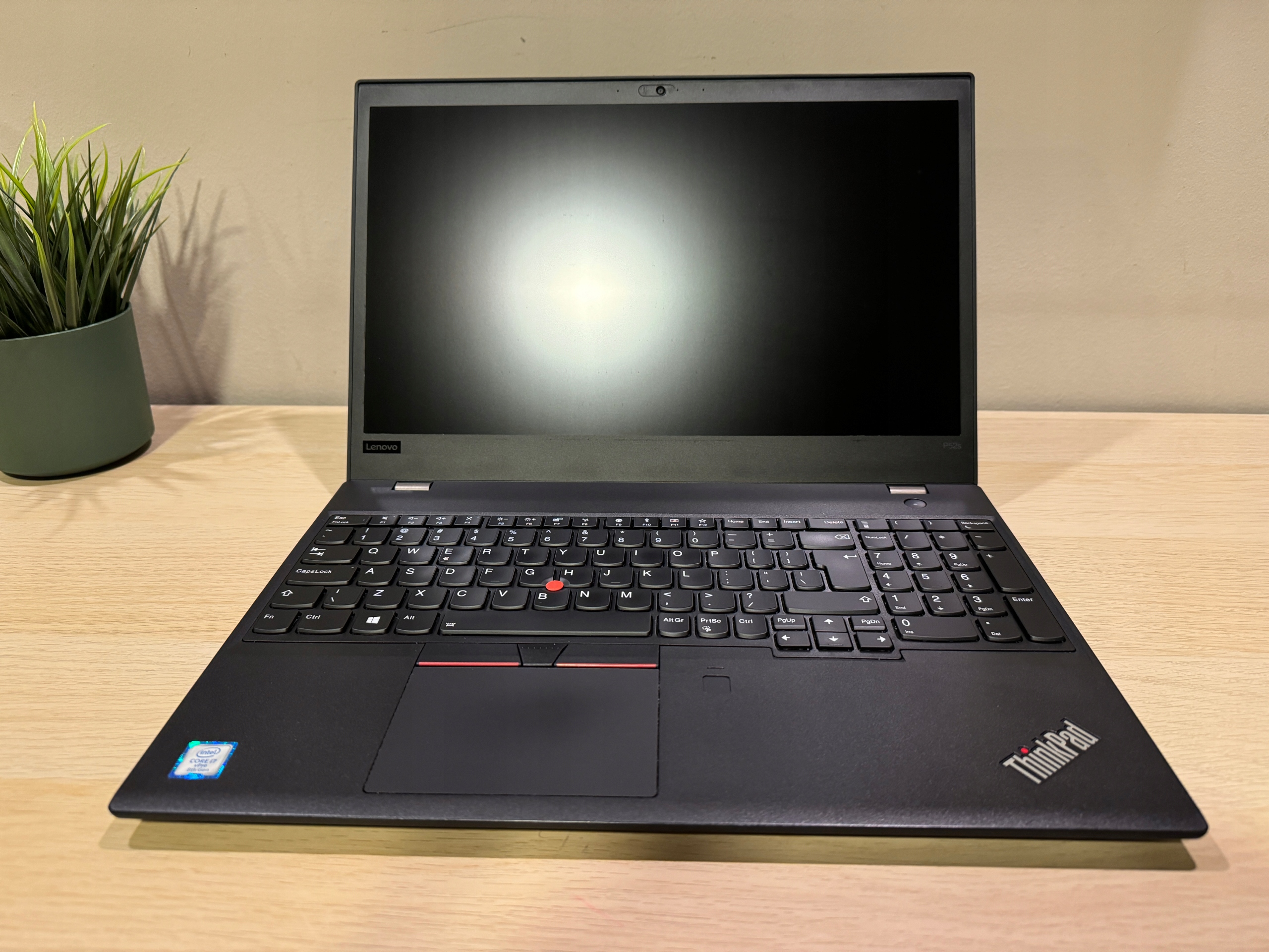 Lenovo ThinkPad P52s 15,6 i7-8650U 32GB 2TB SSD NVIDIA Windows 11 - obrazek 2