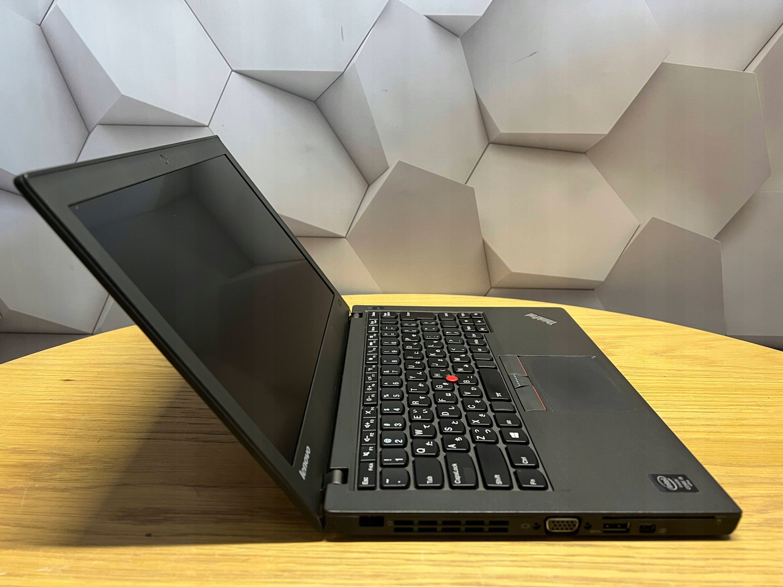 Lenovo Thinkpad x250 i5-gen 8GB 256SSD Office W10 - obrazek 4