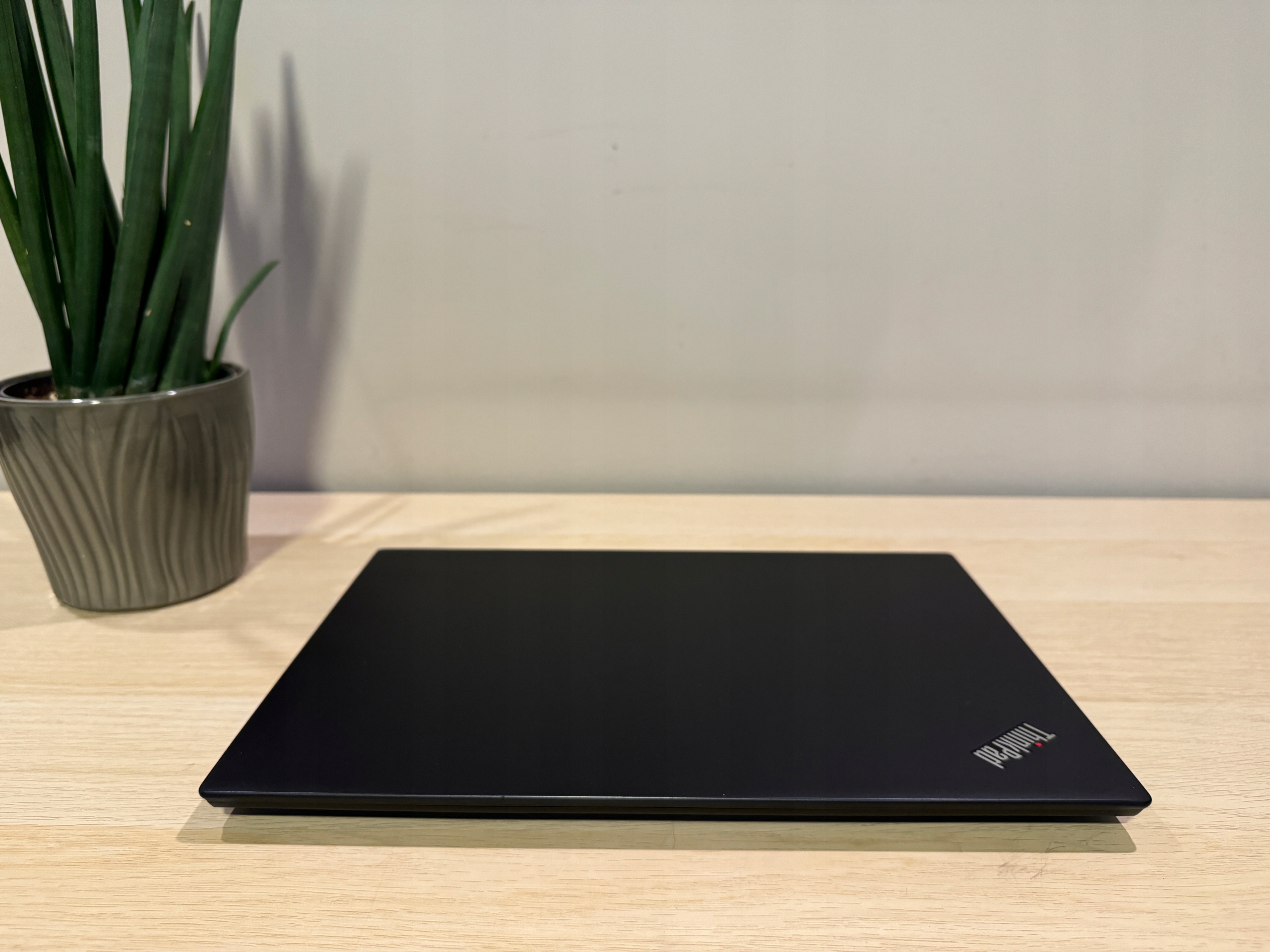 Lenovo ThinkPad T480s i5-8350U 14 8GB 512GB SSD Full HD Win 11 - CZARNY - obrazek 2