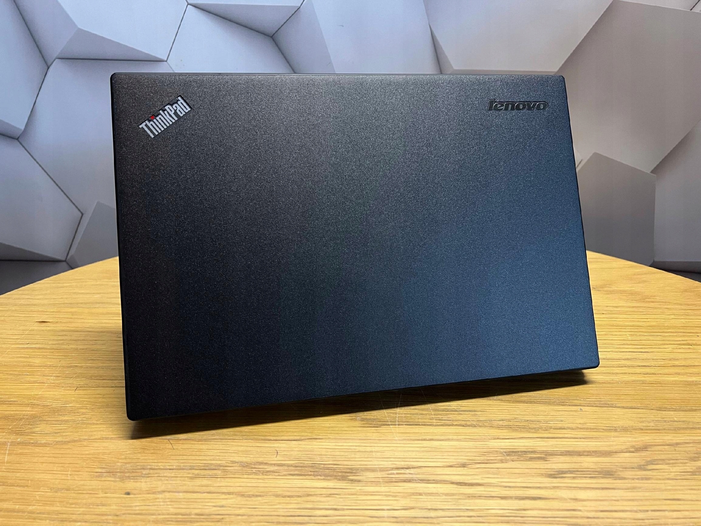 Lenovo Thinkpad x250 i5-gen 8GB 256SSD Office W10 - obrazek 6
